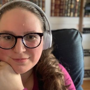 Meet your Posher, Cristina